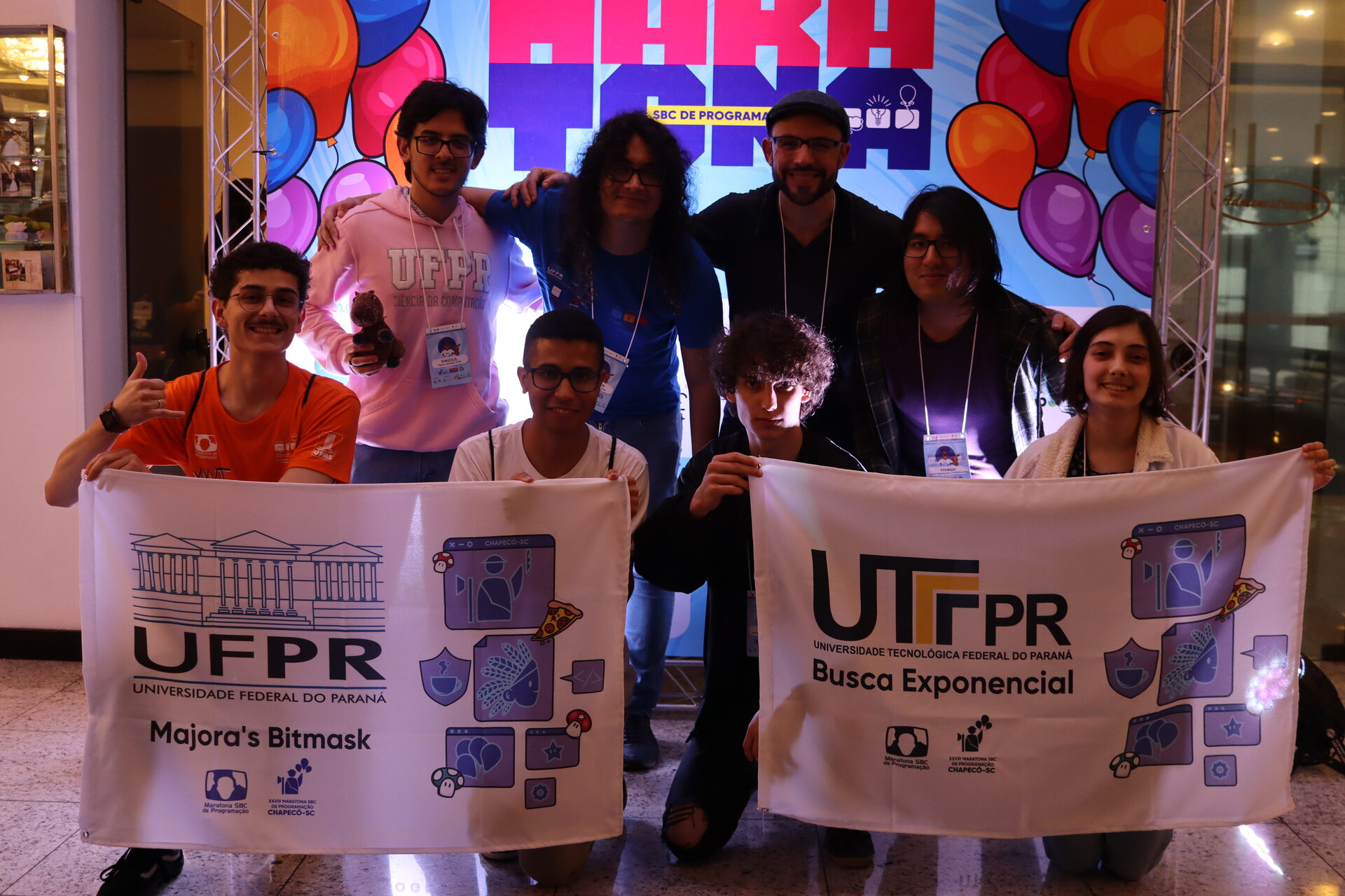 Caravana de Curitiba - Times Majora’s Bitmask da UFPR e Busca Exponencial da UTFPR